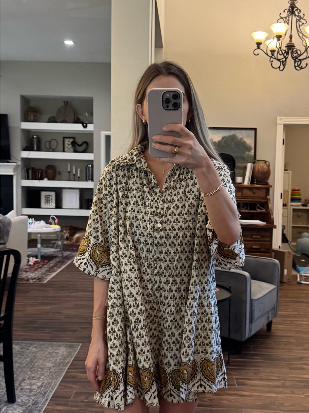 Printed Short Sleeve V-Neck Swing Dress in Olive & Cream